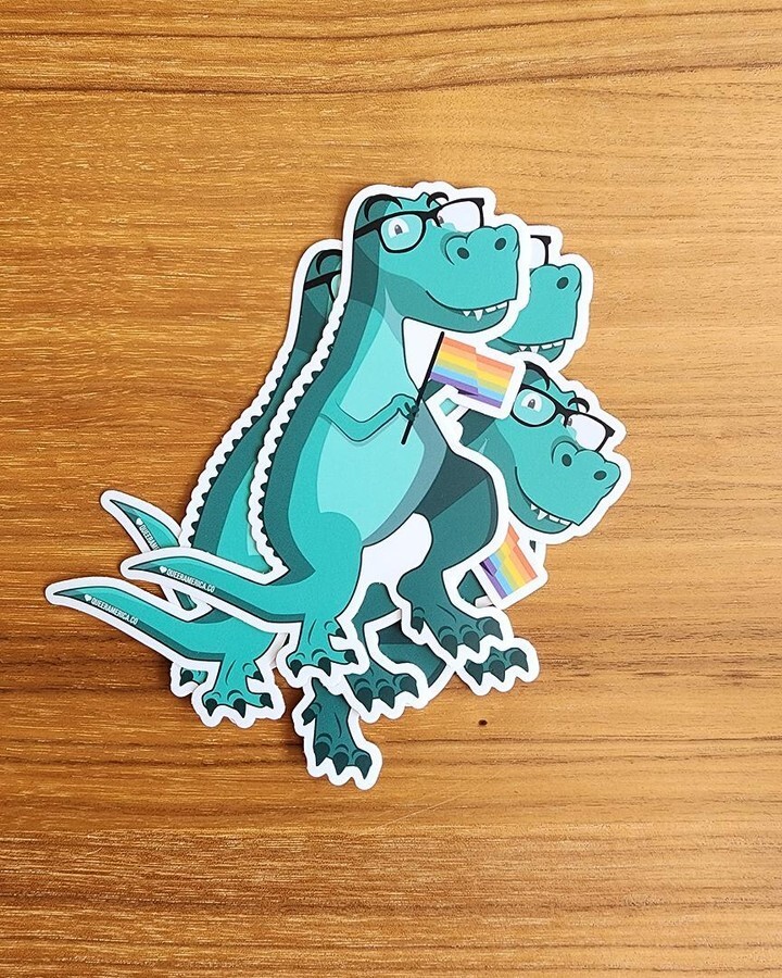 🦕🏳️‍🌈 Say hello to our FRESH picks! 🎉 Meet Dustin the Dino Sticker (5), Pronoun Pins - Pride Rainbow Flag, and the Colorful Colorado Rainbow Sign Magnet (3)! 🌈 Let your style roar with these vibrant additions to your collection! 🎨

#QueerAmericaClothin… instagr.am/p/DEr0JgiMpQe/