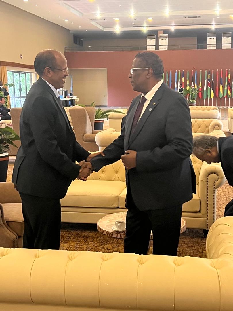 ymahmoudali's tweet photo. My campaign for the chairperson of the commission is on the right track : we will keep on engaging African leaders , ministers and opinion leaders . https://t.co/wZIX7GnlMB