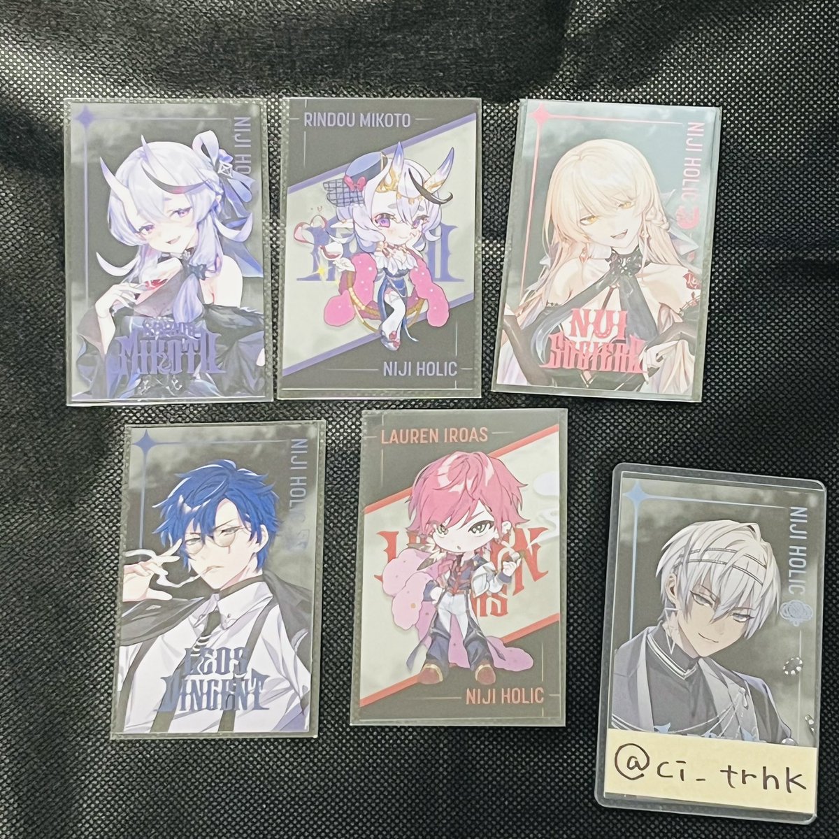 ci_trhk's tweet photo. 【交換】
にじさんじ NIJI HOLIC ランダムメタルカード

譲：画像参照
求：💧等身

都内手渡しまたは郵送での交換 https://t.co/WjrBma8yCG