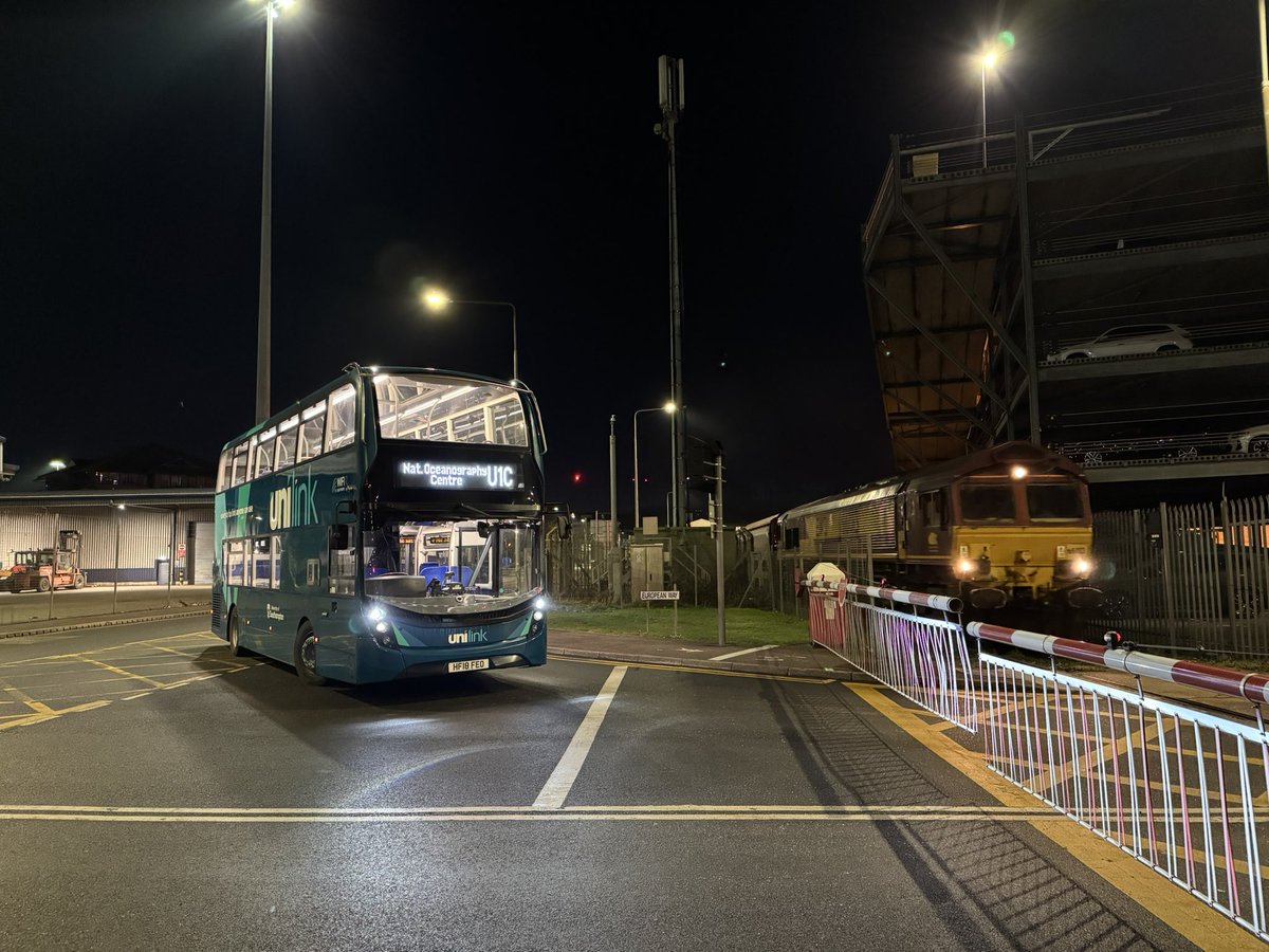 Yesterday waiting for the train with it’s precious cargo of Land Rovers