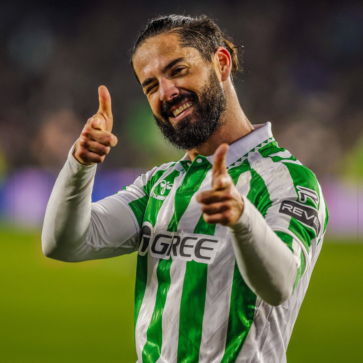 GxlDeFekir's tweet photo. SORTEO de la camiseta de ISCO

⚠️ PASOS:  

1️⃣ Seguir a @futboljersey7 y @GxlDeFekir.

2️⃣ Dar RT y LIKE al tweet.

🎁Ganador el 18 de Enero 

🍀 ¡Mucha suerte! https://t.co/Bhe51puqvO