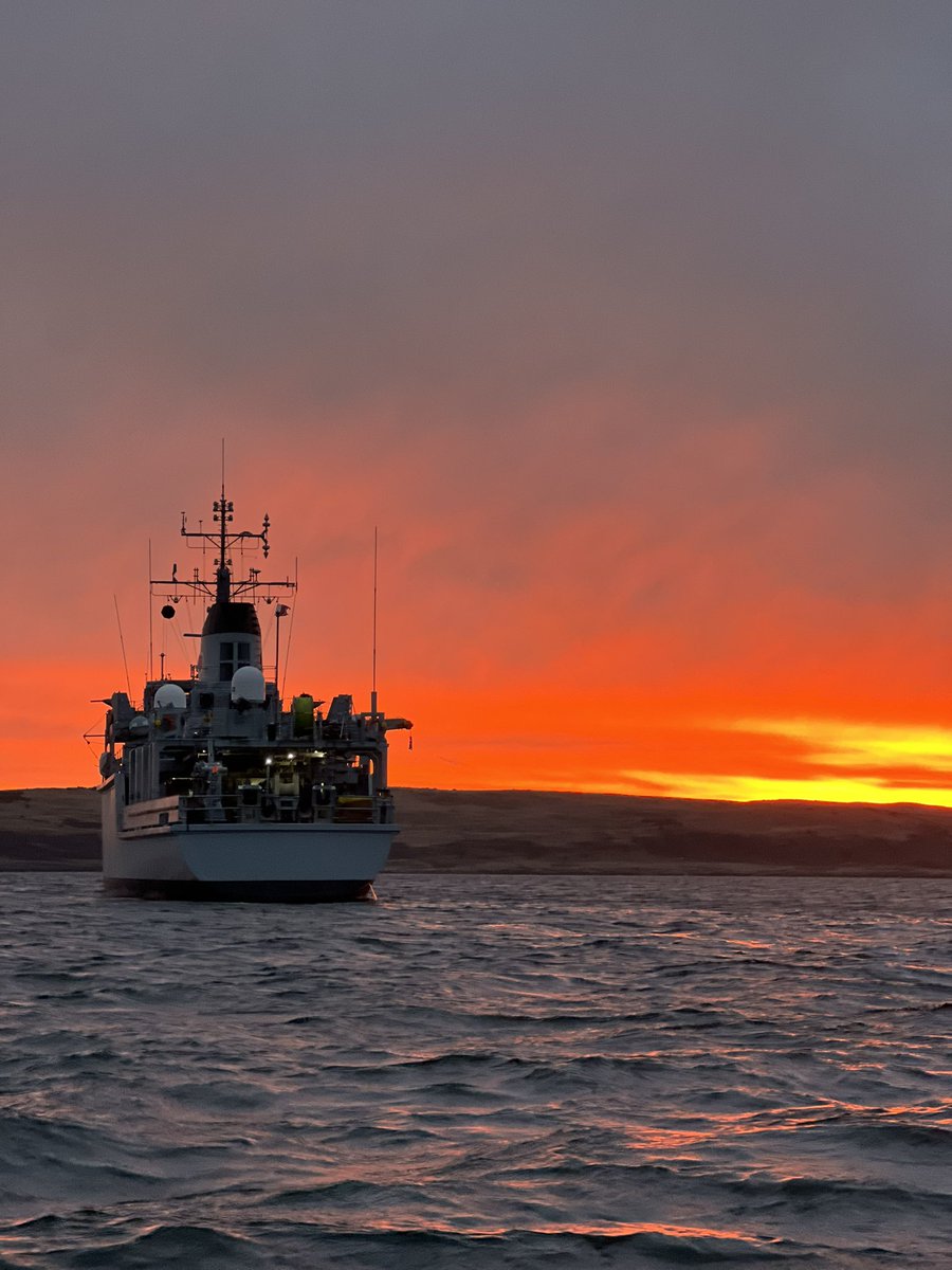HMS Cattistock tweet media
