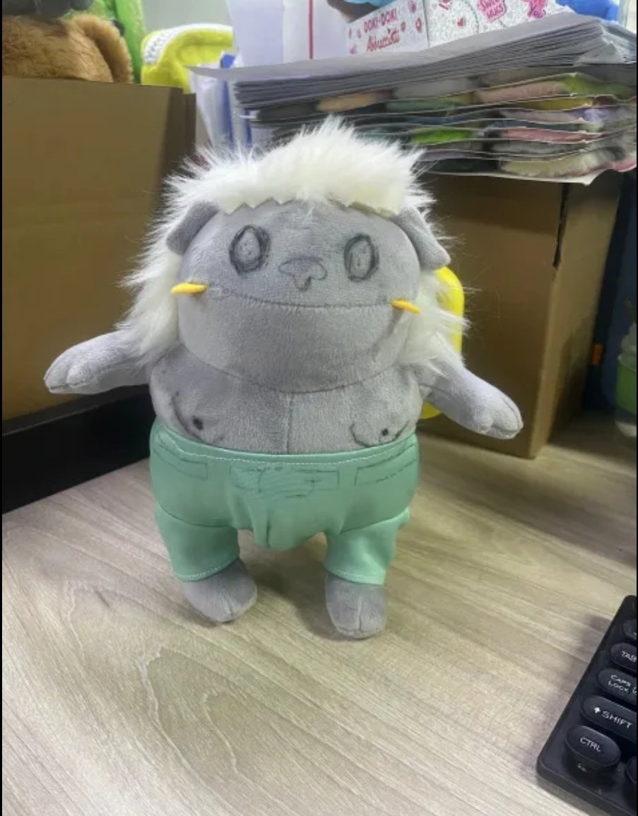 China's greatest embroiderers are currently embroidering the greatest honeybadger themed plushie ever of all time ever 

$HOBA #HoneyBadgerDontCare