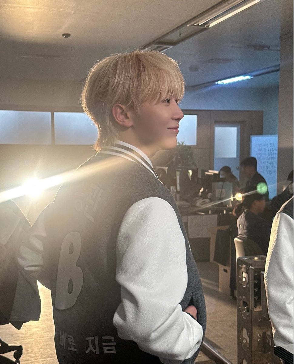 진짜 옆모습 이쁜 남자 슨가니가 너무조탸……..