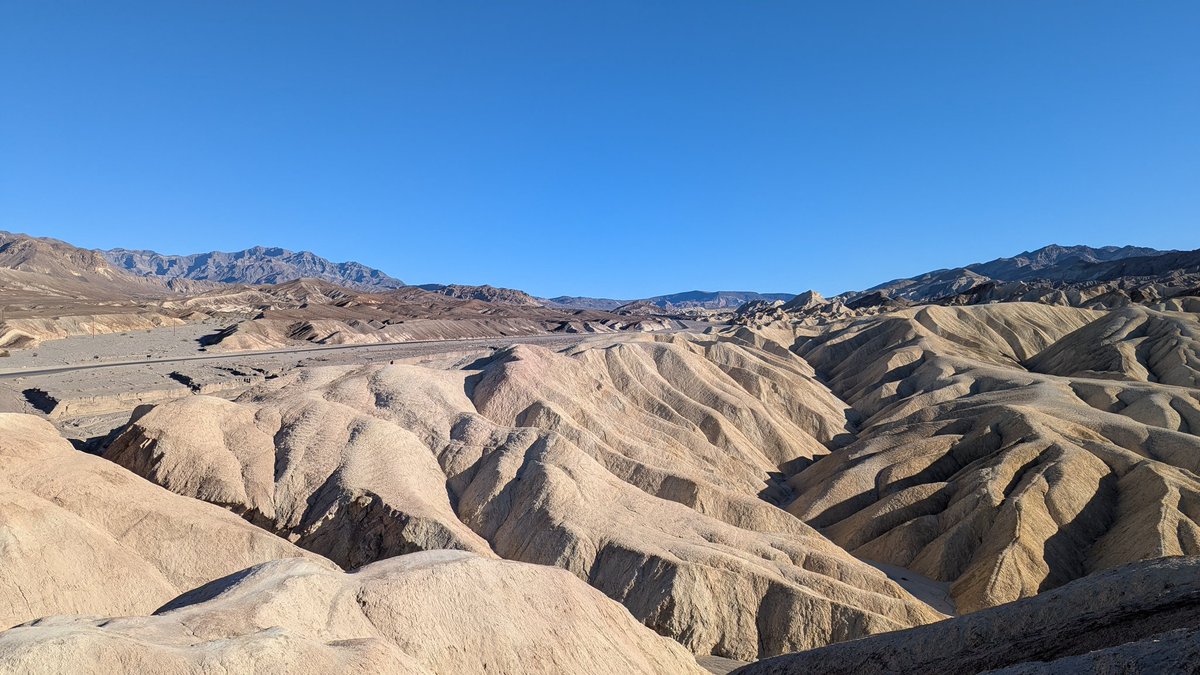 bioitbob's tweet photo. People we ran into said Death Valley is beautiful. Can't agree more. Great hiking and lovely scenic drives. Definitely a must see park. @DeathValleyNPS #RoadTrip #USA https://t.co/dYObxy8qHr