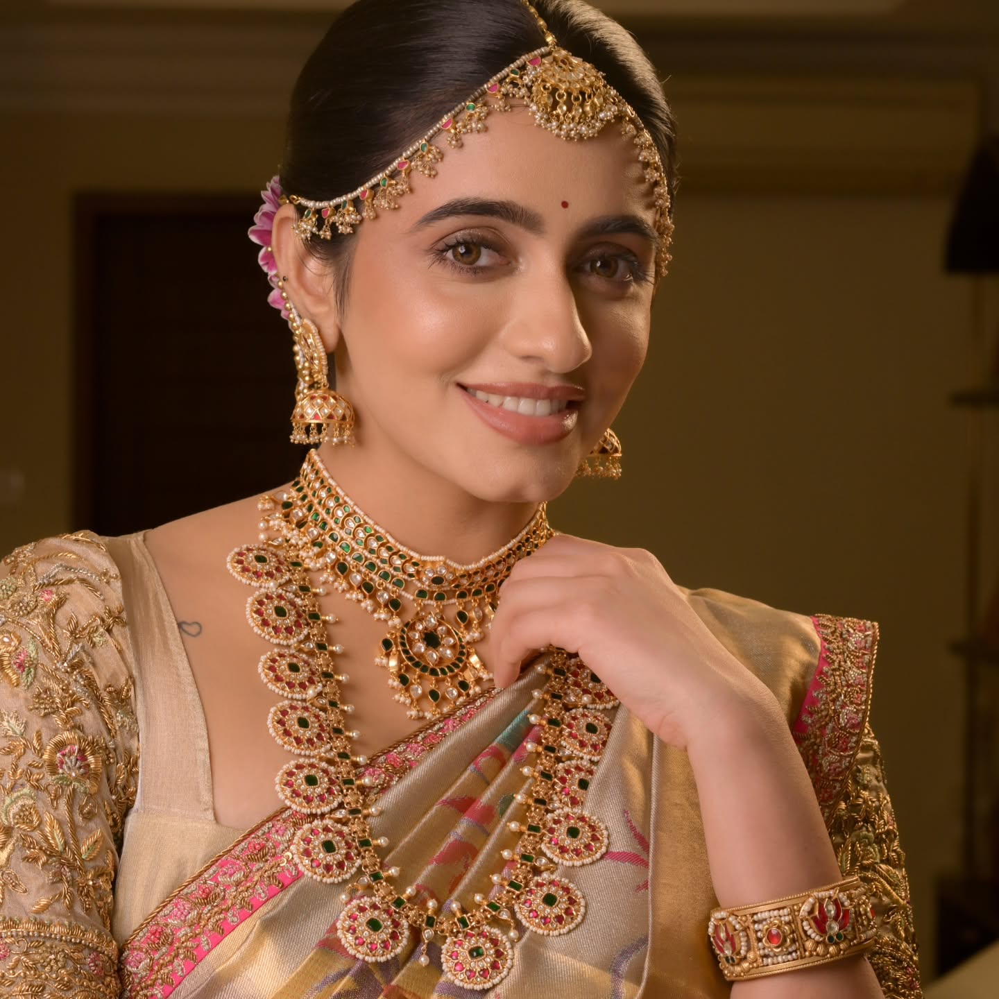 GhAxplmXYAEDvrZ?format=jpg&name=large