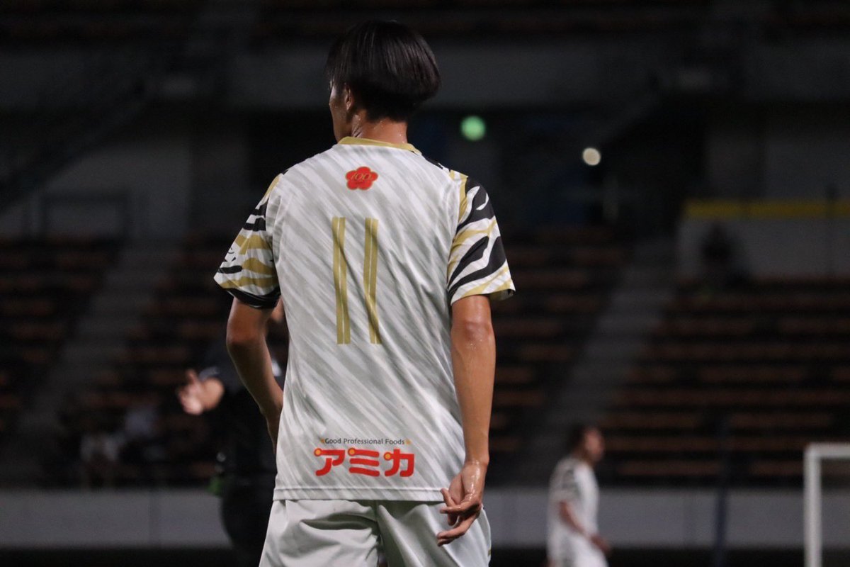 引退ブログ
「サッカー小僧」

soccer.chukyo-sports.com/blog/detail/id…

 #中京大学
 #大分トリニータ
 #有働夢叶