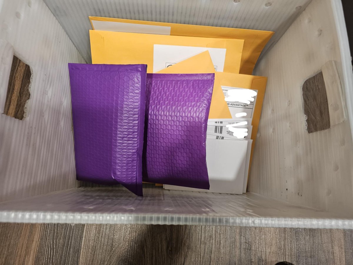 WeaselsOnEasels's tweet image. Orders are out for this week. Few more to go we need to cast things for before we leave for Further Confusion next week. All foam bases are in stock except wolf, and all resins are in stock. We are low on fox/wolf pawpads and out of yeen noses.

#etsy #webstore #furry #fursuit