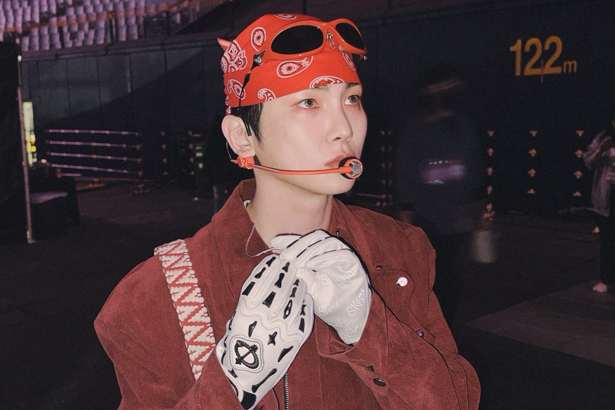 SHINee tweet media