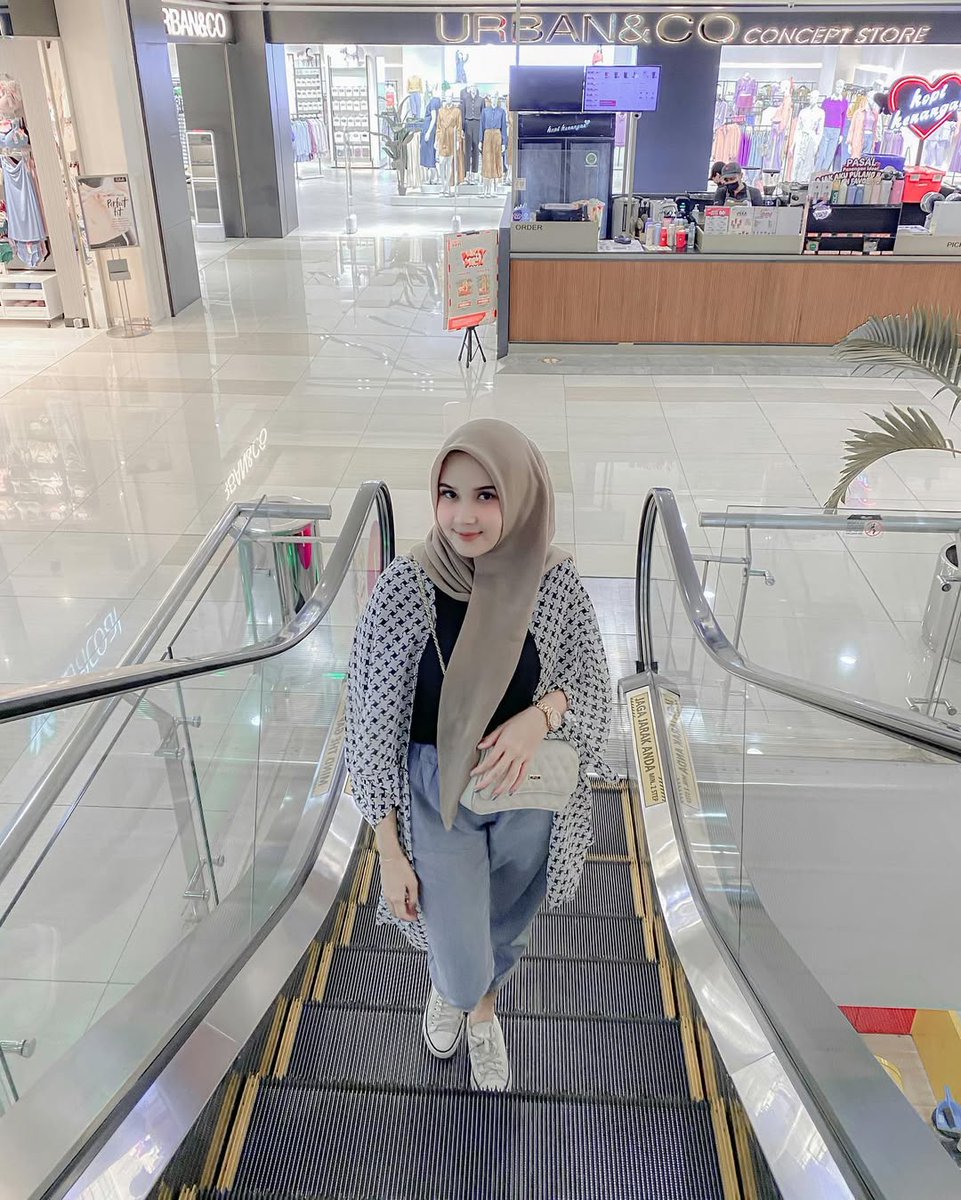 odiquo's tweet photo. Buruan yang mau boking memek sempit🤤
Wa:0831-9675-1500
#bokediri
#expokediri
#includekediri
#kediribo
#OpenBOkediri https://t.co/XZcE6VChbr