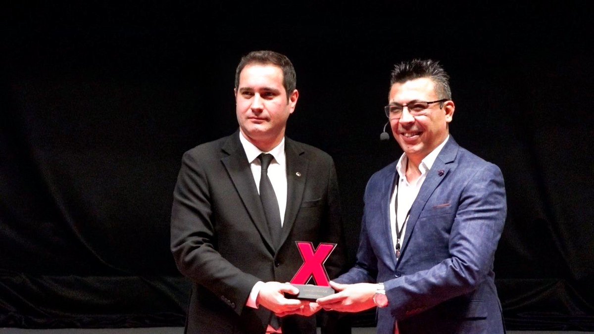 💥Kısa bir süre önce <a href="/TEDx_KTU/">TEDx KTU</a> ’te konuşma yapma ayrıcalığını yaşadım ve paranın ilk dev taşlardan günümüzün dijital varlıklarına uzanan büyüleyici evrimini anlattım. 

"Para" belki hala çoğumuzun hergün kullandığı hayalini kurduğu ve en az bildiği şey.. 
#TEDx #Money #Bitcoin