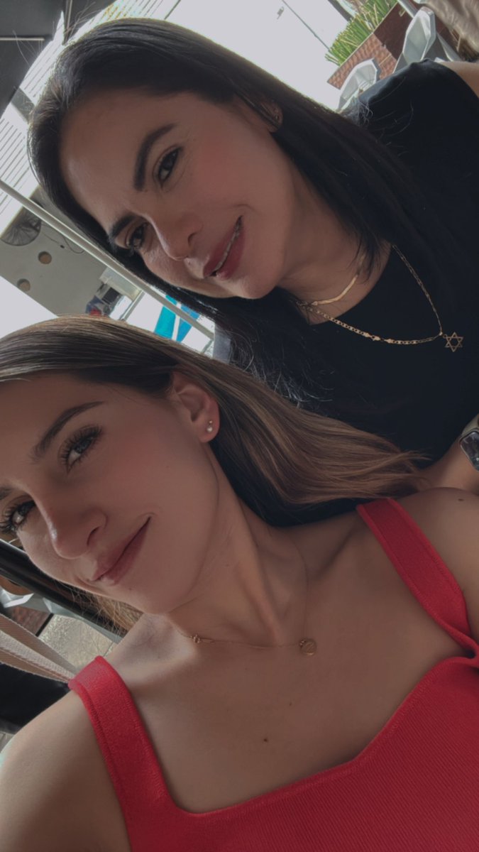 Mi familia y yo estamos pasando por una situación complicada y de gravedad,hemos solventado los gastos necesarios, pero vienen mas gastos. Cualquier ayuda,por pequeña que sea, será de gran ayuda para superar esto. Su generosidad y solidaridad será de gran valor para nosotros🤍🙏🏼