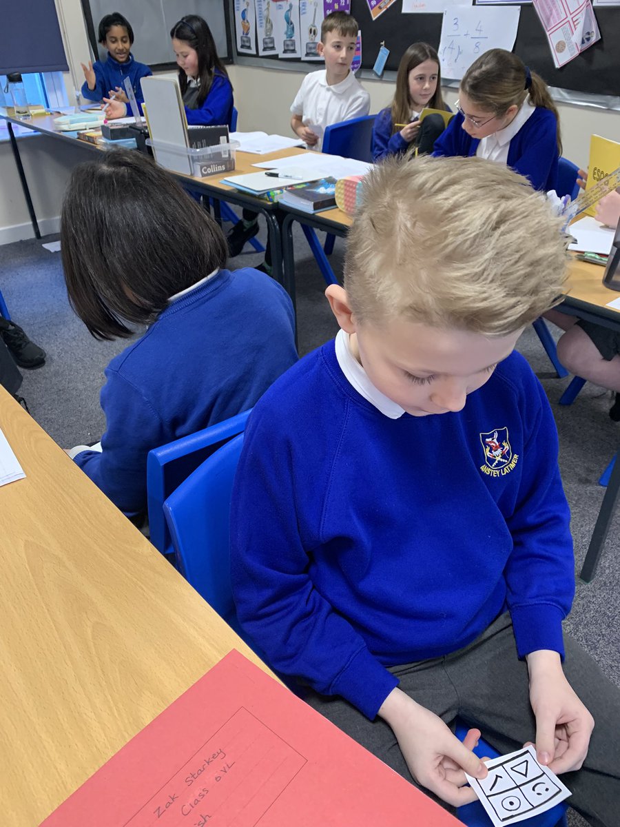 latimerprimary's tweet image. Class VL has been thinking about instructions and effective ways to explain. What better than to say it before writing it! Pairs described small pictures to each other and their partners had to draw what they said. They nailed it. 
#ClassVL
#LatimerOracy