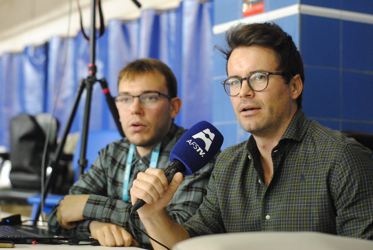 Menudo comentarista de lujo se ha buscao' <a href="/Futsalval/">Futsalval</a> 🤩

🔜 En 10 mins: youtube.com/live/igLyqMqgg…