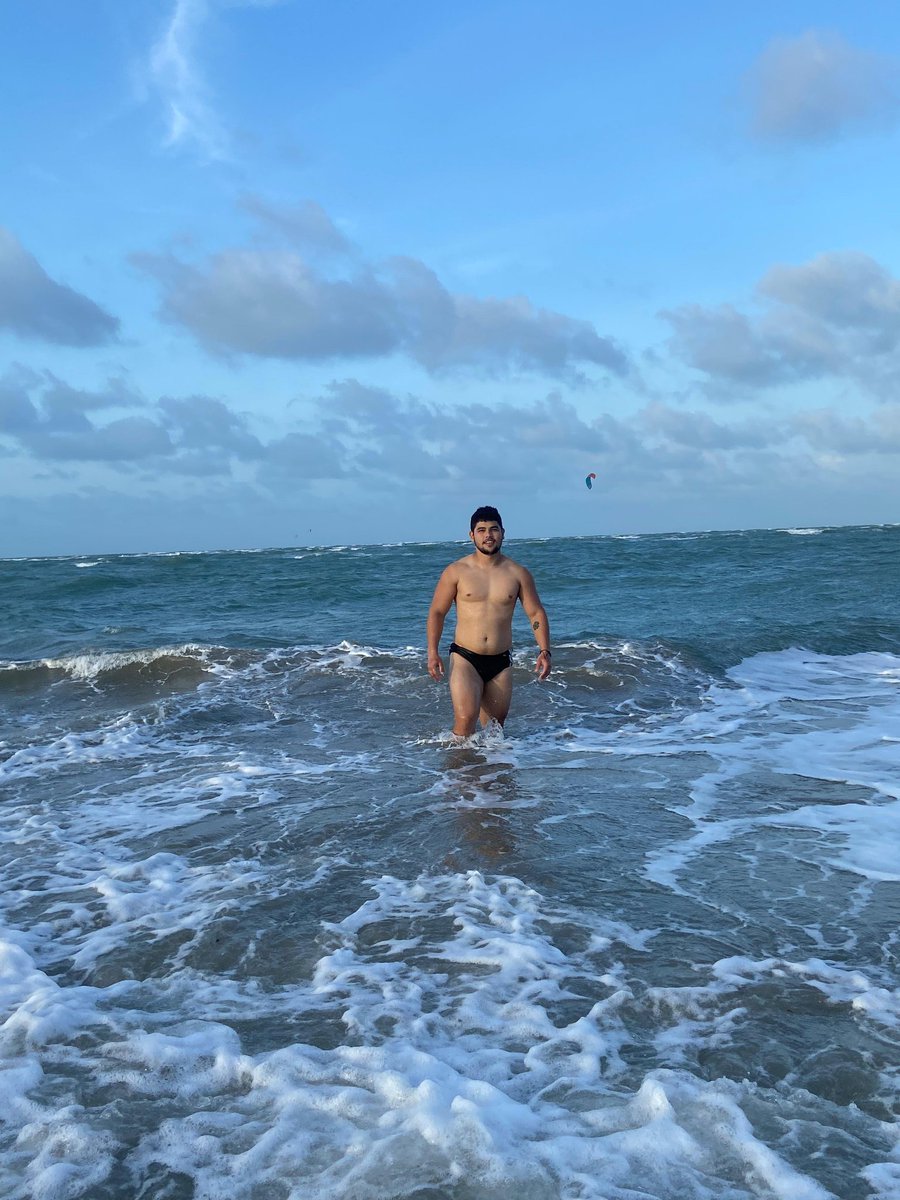 JuniorHalabi's tweet photo. 🌊🌊 https://t.co/KsO4CwAj1O