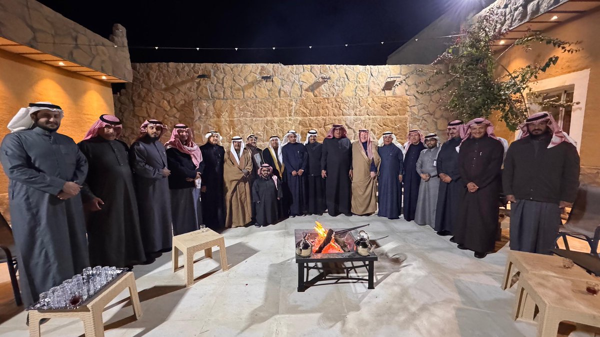 abdulforgiving's tweet photo. اسعدنا نخبة من الزملاء والزميلات في جمعية @ealameuon بزيارة خاصة لمدينة #الزلفي اليوم وامس وترأس 
الوفد الدكتور 
@S_F_Algharbi واطلعوا خلال الزيارة على جوانب مماتشهده المدينة من نهضة
 وحراك في مختلف المجالات الاقتصادية والسياحية والصناعية والثقافية وغيرها .⬇️ https://t.co/7jwhoOO95t