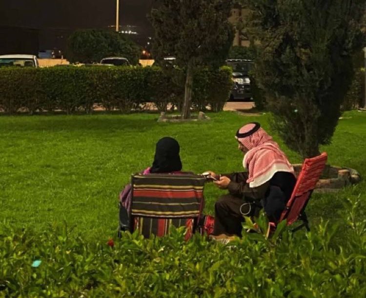 moussa_tawhid's tweet photo. Shaykh Al-Albanî رحمه الله a dit :

« Le mariage est une cause d'enrichissement et non une cause d'appauvrissement ».

📕 Al-Hudâ Wa-n Noor (536). https://t.co/RHvP0h8Y9i