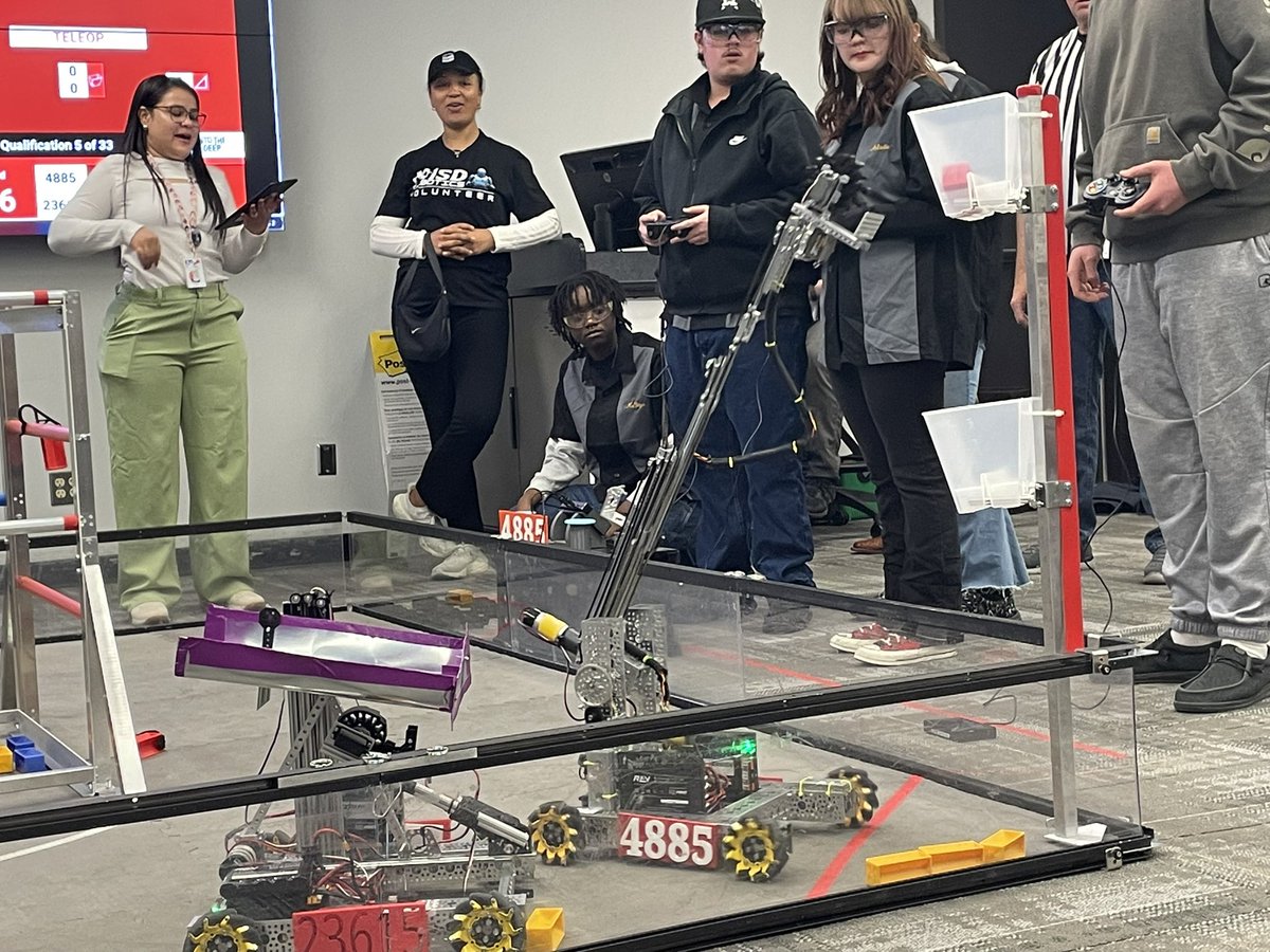 omegabotz's tweet photo. We won our first match!!

@Midland_ISD @Legacyrebels @MISDEdFnd @MISD_CTE @LHSmidland_FTC @FIRSTinTexas @FIRSTweets https://t.co/dshrXNDKVV