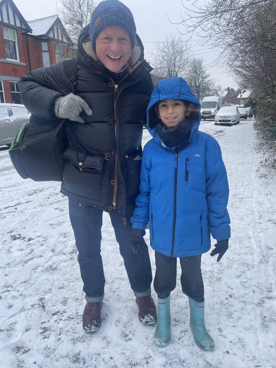 When you walk all the way from home in the snow. Great start to the day! #snowday2025