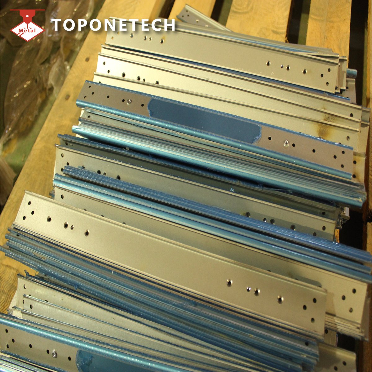 TopOneTechMetal's tweet image. #TopOneTech #TopOneTechMetal #AntennaBasePlate #MainFrame32InchFlatCapacitorForOT #PlugInModuleFixingBracket

With advanced CNC bending machine&amp;amp;expertise in diverse bending technique,we can produce 50 different type of sheet metal product every day

Whatsapp/Call: +86 13631610695