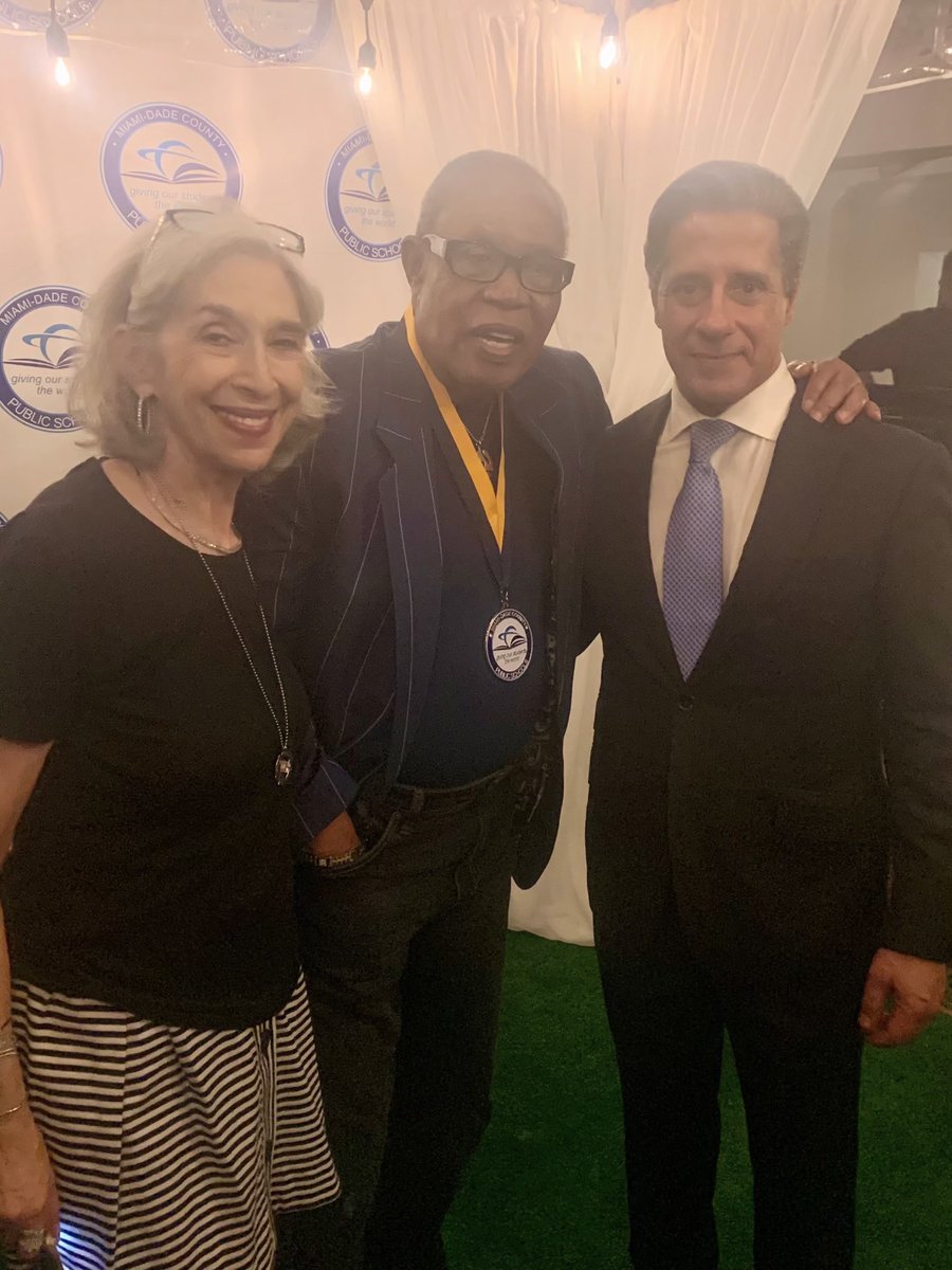 LAUSDSup's tweet image. I am compelled to take a brief pause from our emergency response to the catastrophic fires in Los Angeles to pay homage to the memory of my dear friend Sam Moore. Sam, the original Soul Man, will be remembered for his exceptional humanity, remarkable talent, and generous spirit.…