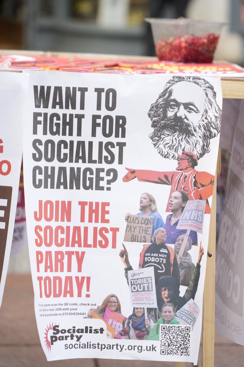 AlgirdasStasiu2's tweet image. #ExeterDevon #England🤢🤮 Ne tik mums reikia gintis nuo kacapų bet ir nuo anglų įtakos. Nuo jų reikia laikytis kuo toliau. Tegul savo bolševizmą pasilieka sau. Su anglų įtaką ateina ir bolševizmo įtaka.