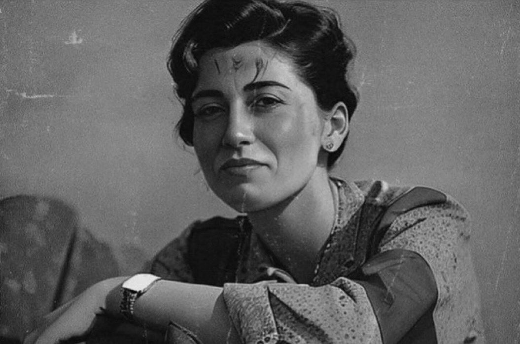 او یکی از شریف‌ترین فعالان مدنی و یکی از مهم‌ترین نمادهای جنبشی است کە با شعار "ژن ژیان ٸازادی" شناختە می‌شود. انفعال در قبال تهدیدی کە اکنون متوجە جان اوست، انعفال در برابر ارزش‌های این جنبش و آیندەی سیاسی همەی ستم‌دیدگان است.
#پخشان_عزیزی