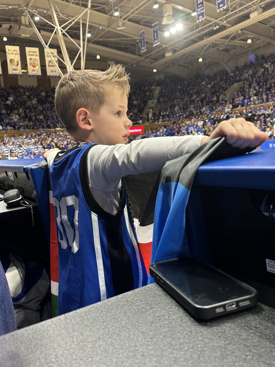 BlueDevilNation's tweet photo. Jett Scheyer is leading cheers for the Crazies in Cameron. https://t.co/V8vIzitXM3