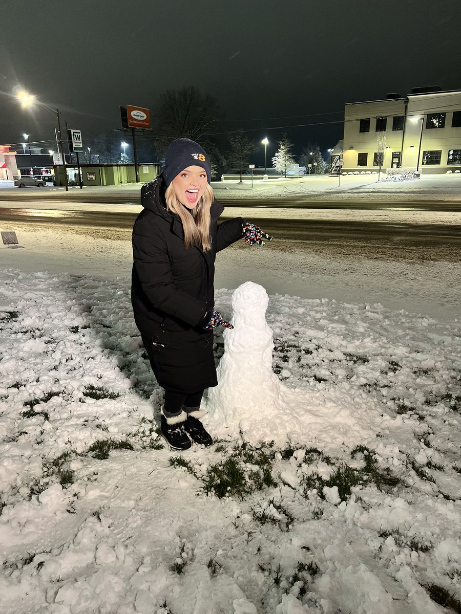 Yesterday consisted of a whole lot of snow coverage &amp; a tiny snowman ☃️ <a href="/lexilepof/">Lexi Lepof</a> 

Sports reporter turned snow photog for the day!