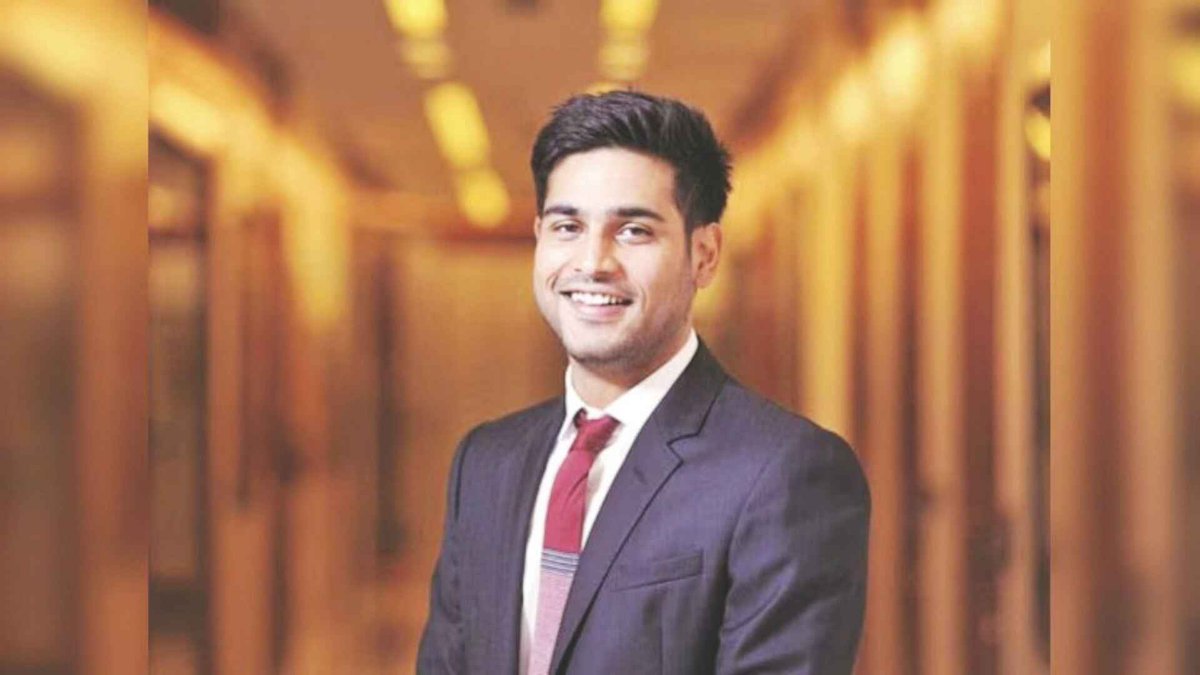 ETNOWlive's tweet image. #StockInNews | Reliance Infra/Power: Jai Anmol A Ambani, person belonging to Promoter Group to reclassify their status to Public

#RelianceInfrastructure #StockMarket