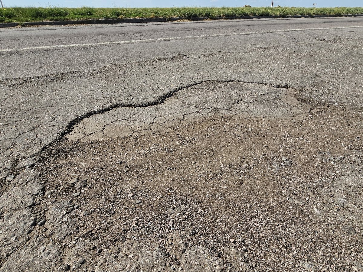 rodrigo_arist's tweet photo. Desde @Mcoronelrosales pedimos a Vialidad Nacional por el mantenimiento de las Rutas Nacionales N° 3 y N° 249. El estado de ambas es complejo y es menester proceder a la conservación de ambos caminos. https://t.co/UZc4sPjhuN