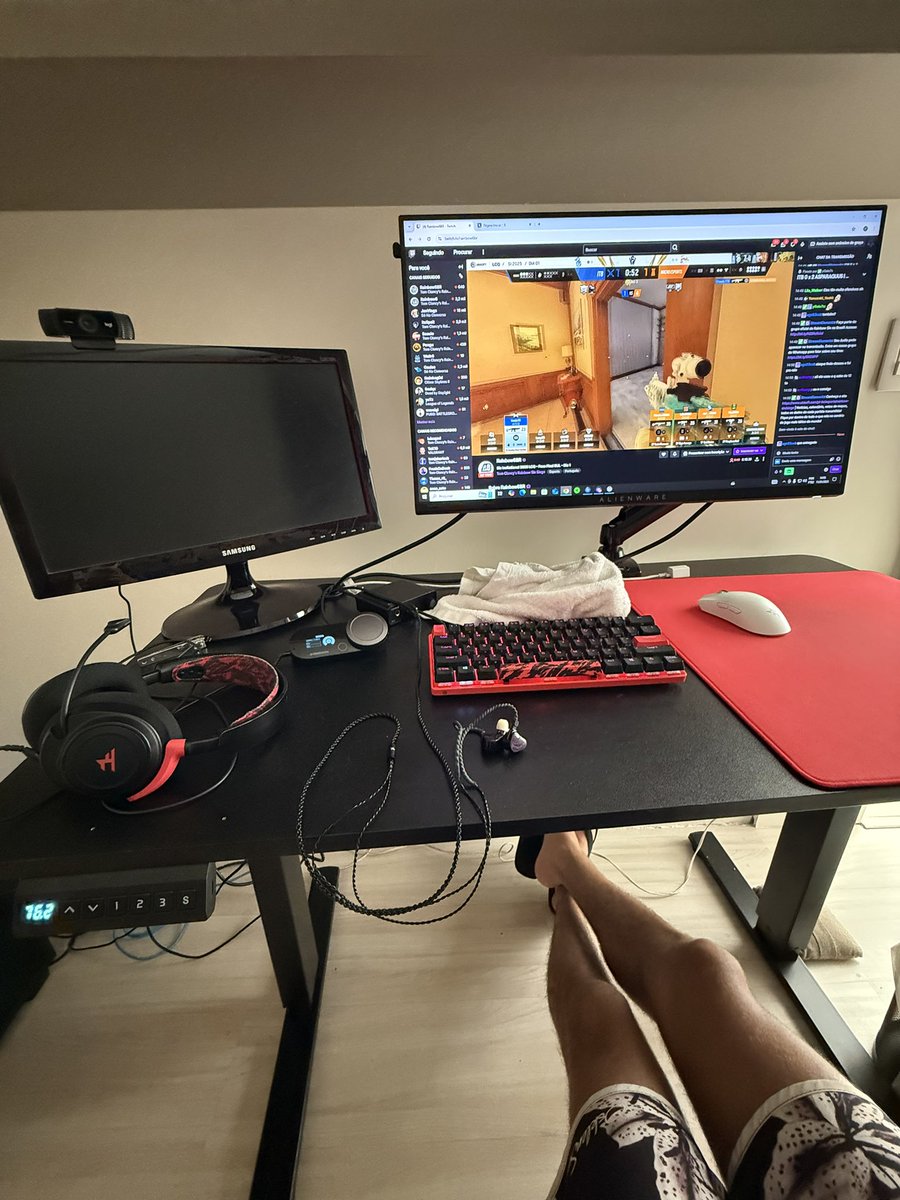 marquez_gbriel's tweet photo. @VITAKIR6s @YouTube Com esse setup é ggeasy https://t.co/rQ0ZrRYdqD