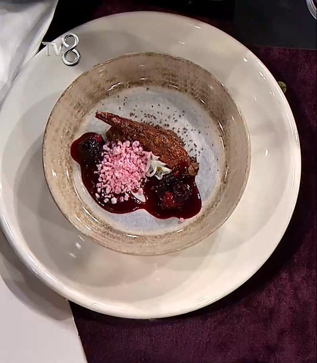 ilk turu 22,5 puan alarak kapatıyoruz🌟🤍

#OnurUresin #MasterChefTürkiye