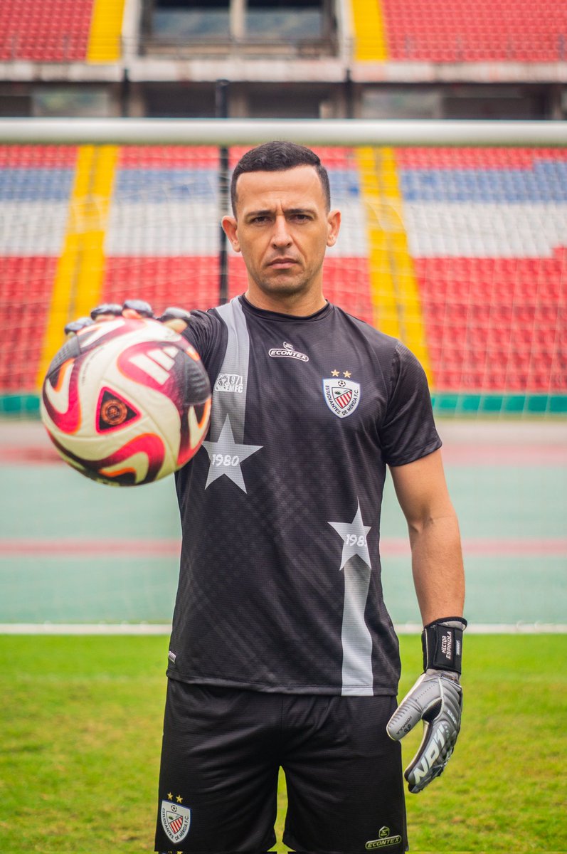 guarani_futbol's tweet photo. #ParaguayosPorElMundo Héctor Espinola es nuevo arquero de @EstudiantesMEFC de la Primera División de Venezuela. https://t.co/aXGqEcH9da