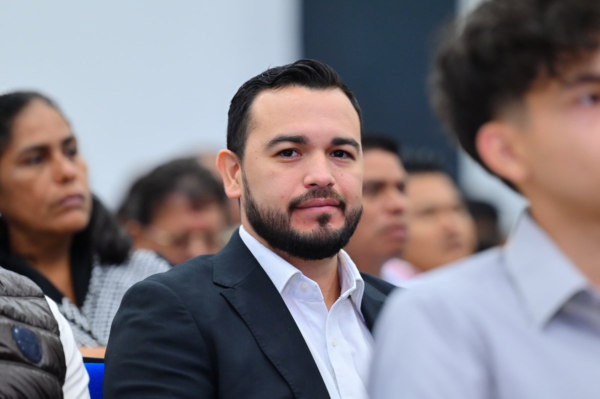 Bancada Cyan 🇸🇻 tweet media