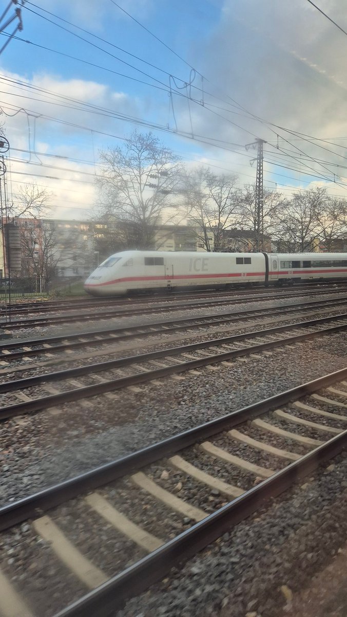Loki_ruhr 🚦🚂🚃🚃🚃 tweet media