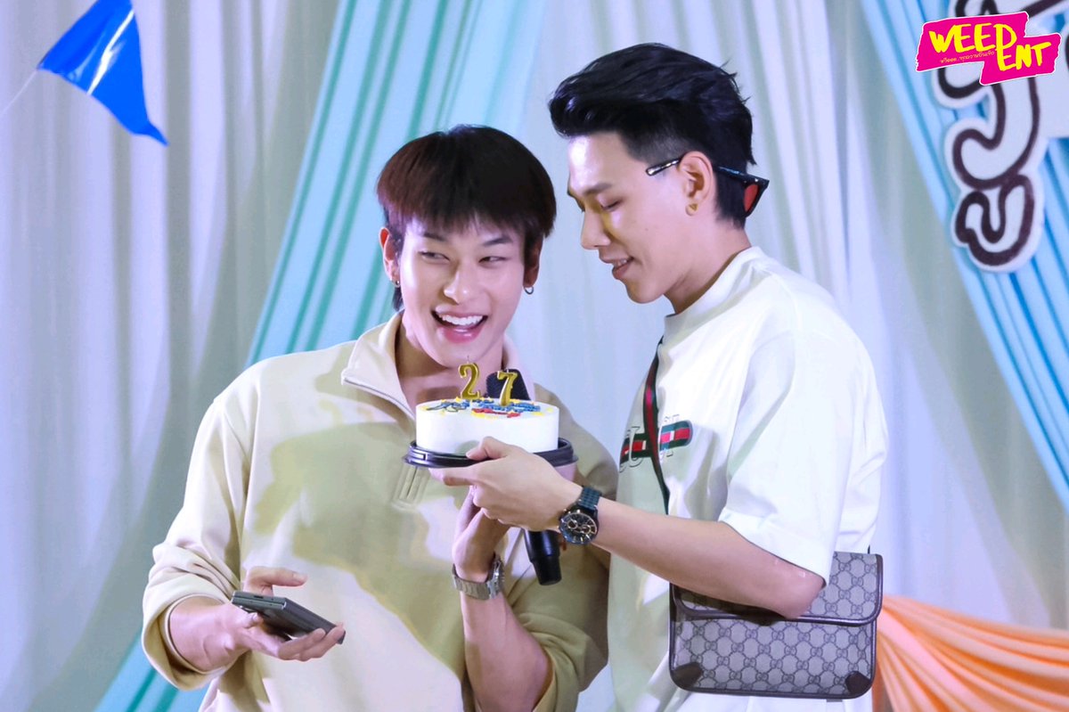 WEED_ENT's tweet photo. ภาพบรรยากาศภายในงาน  "DAOU JOY JOY DAY 2025 ยี่สิบเจ็ดเด็ดสะบัดงานวัดวู้ววววววว  ~  🎉🎂

#DAOUJOYJOYDAY2025
#happyBirthdayDAOU
#ต้าห์อู๋ #DAOU #oueiija
#ออฟโรด #offroadKTP https://t.co/ZNqQZjnnZ2