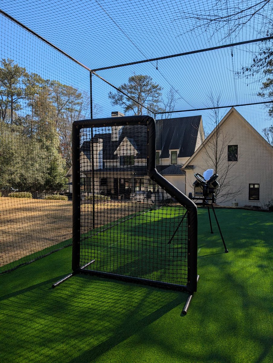 MajorUSAsportS's tweet photo. Baseball jr. Pitchers protective screen. https://t.co/k2rj9ElSiF