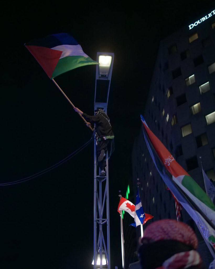thelightwiz1's tweet photo. Even people in Montreal, Canada, who are neighbors to Americans, support Gaza.

عربی:
حتى الأشخاص في مونتريال، كندا، الذين هم جيران للأمريكيين، يدعمون غزة.
.
.
.
.

.
.
.
.
.
.
.
#TelAviv #iran #tehran #israel #Genocide #israel #nato #Trump #Russia #Houthis #AlAwdaHospital #CeasefireNOW #Ukraine #yemen #turkey #Palestine #gaza #iraq #Netanyahu #Biden #Syria #سوريا_الان #سوریه #یمن #فلسطین #غزه #ایران #حزب_اللہ #اسرائيل #FreePalestine