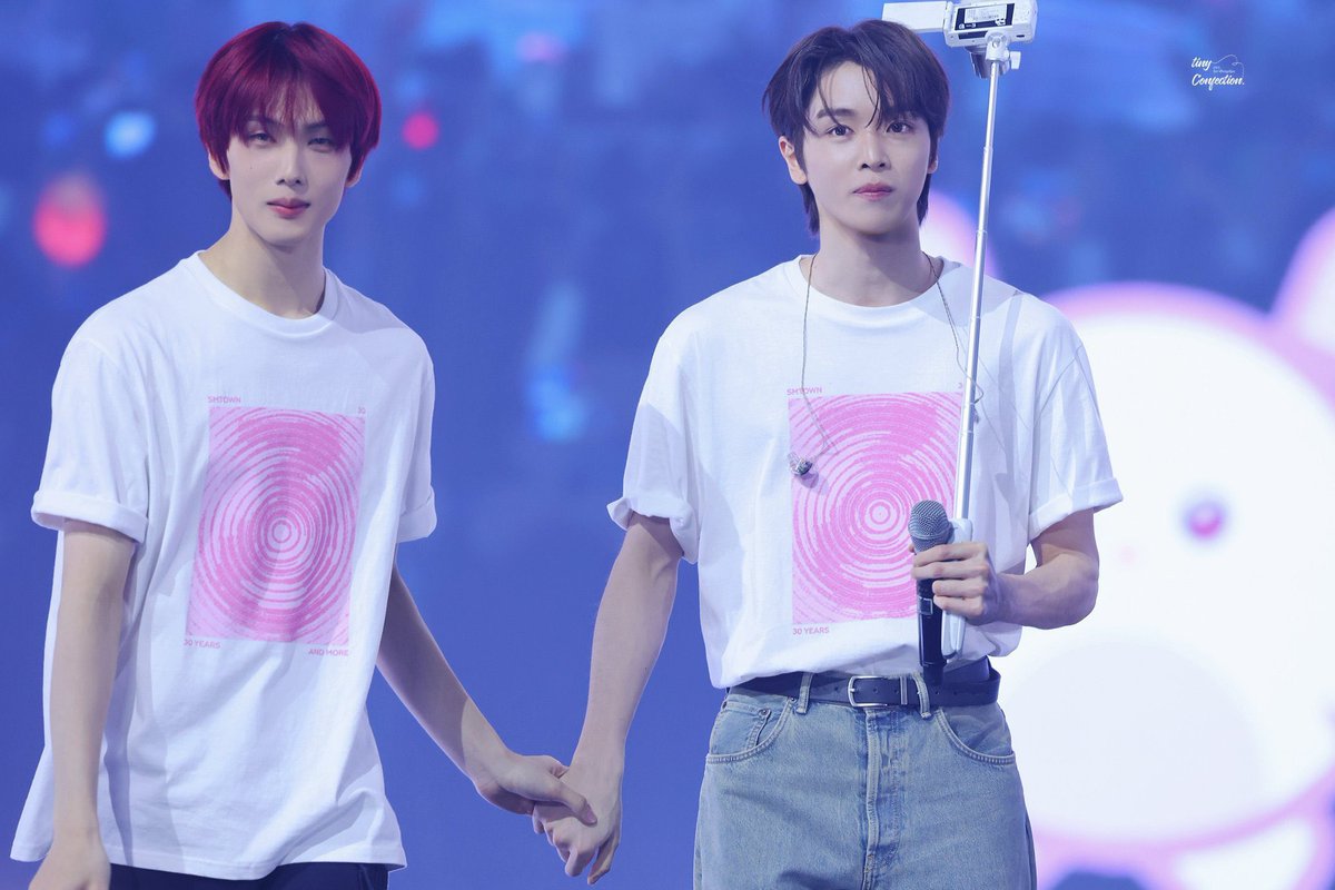 myfebfifth's tweet image. this moment will be framed.