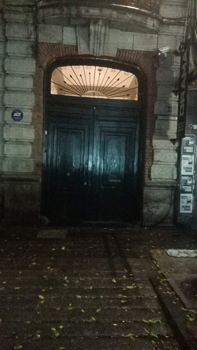 AlessandraRdlv's tweet photo. Aprox 1:30 am se visitó el domicilio y quedaron apercibidos para no poder realizar eventos sin autorización en el lugar.
#ElPoderEnTusManos https://t.co/SeB1XOiZM0
