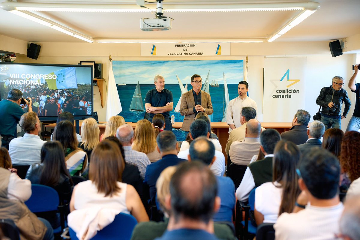 coalicion's tweet photo. ▪️CC abre el debate del VIII Congreso para “construir la Canarias del futuro”

@fclavijobatlle apela a un nacionalismo “fuerte y unido” para “seguir luchando por los derechos de esta tierra en Madrid” https://t.co/sK04NJaSWd