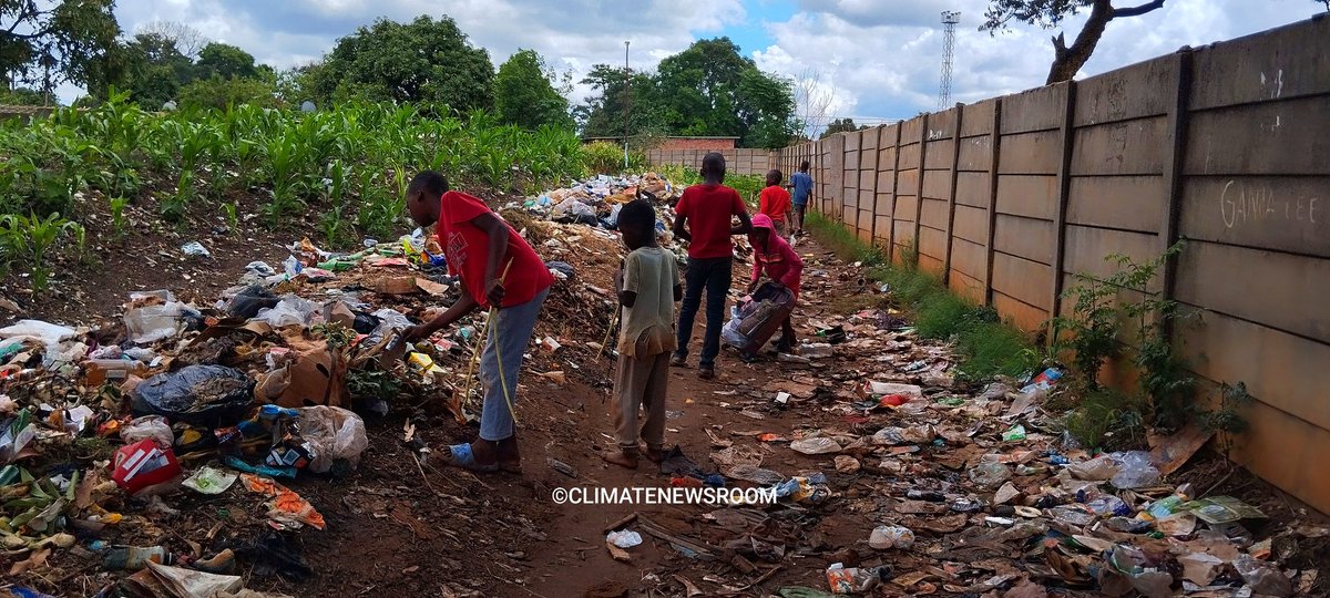 climatenewsrom's tweet photo. Cities and towns in #Zimbabwe are choking on uncollected garbage. Children are playing in this filth, risking exposure to diseases , cholera and typhoid daily. Town authorities claim they lack resources to properly dispose of the garbage. @ChraHarare #CleanZimbabwe #HealthFirst https://t.co/Q73yDgENaJ