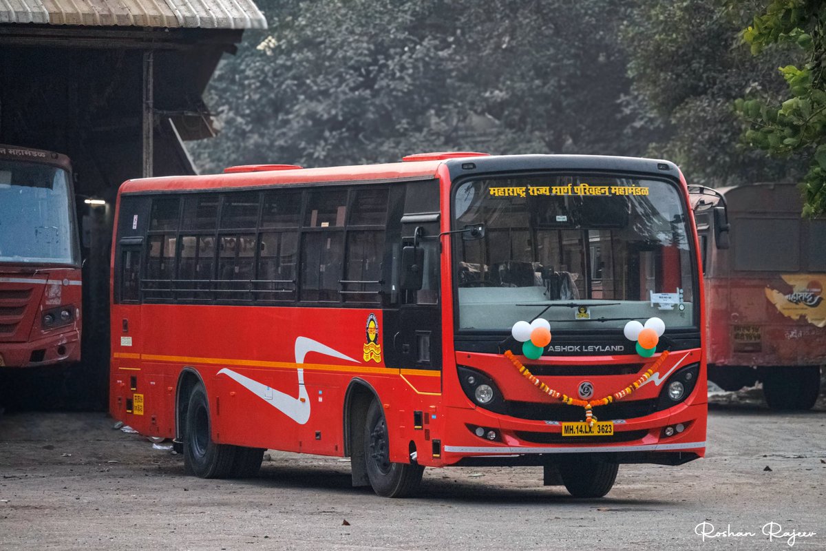 Maharashtra State Road Transport Corporation’s (MSRTC) newest addition to Thane Khopat Bus Station: Ashok Leyland Viking BS-VI bus