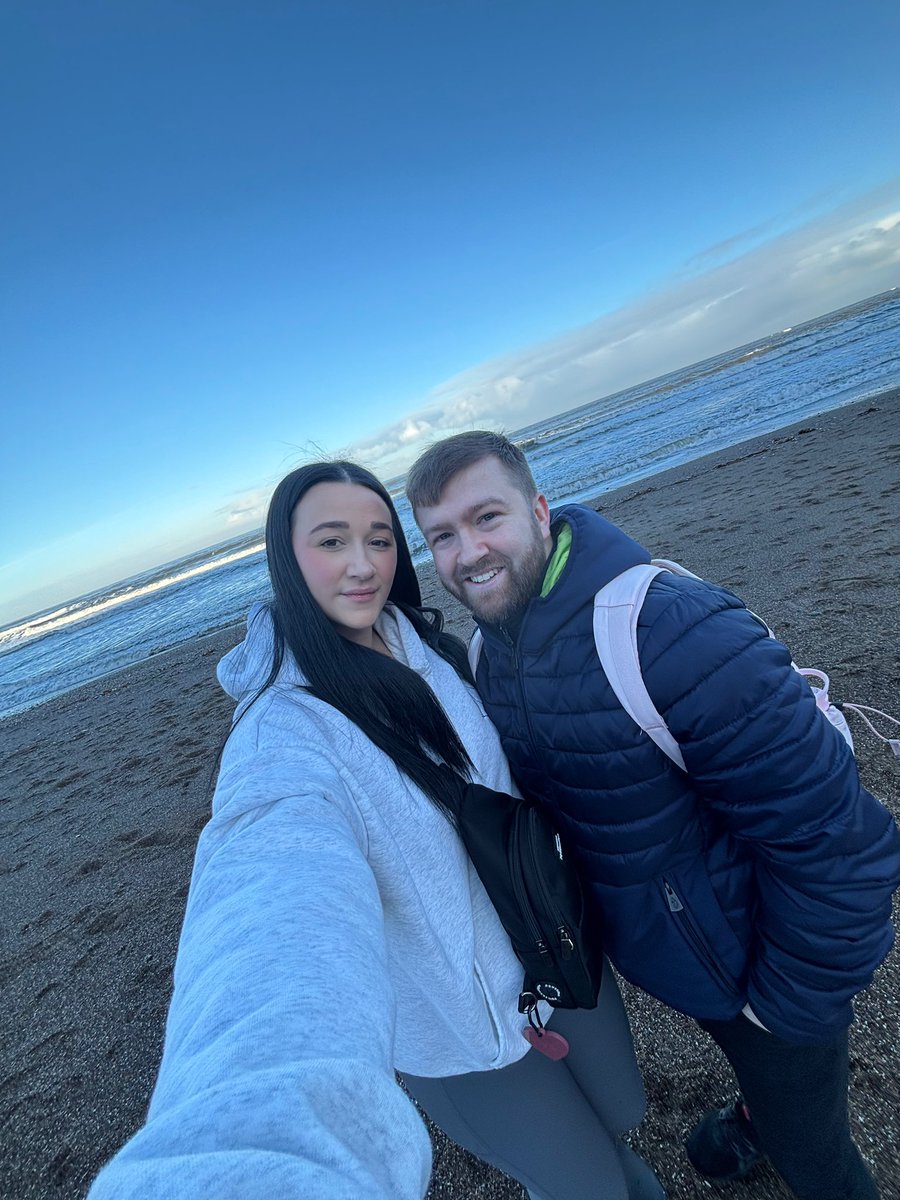 Hayley Birkinshaw tweet media