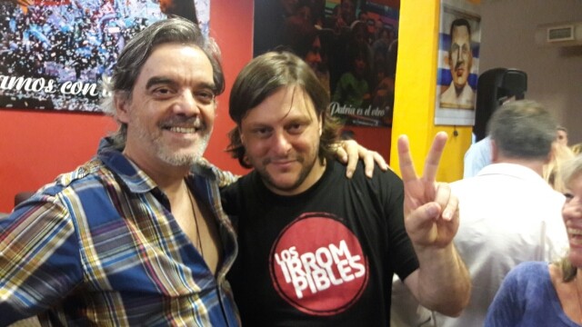 RUBARGO's tweet photo. @SantoroLeandro muy feliz cumple profesor, desde Rosario siempre apoyandote
Creo en tu capacidad, tu honradez, tu voluntad y esfuerzo para trabajar para cambiar para siempre éste país
Espero verte Presidente
Un abrazo alfonsinista ! https://t.co/zG0epKNsTG