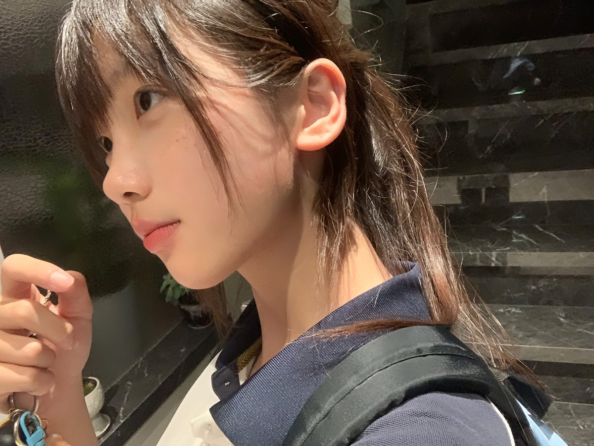 TaiTitan38187's tweet photo. 下次穿校服跟你做i
你會喜歡？
#不喜歡也跟我說一下 https://t.co/OHHILSEUOK