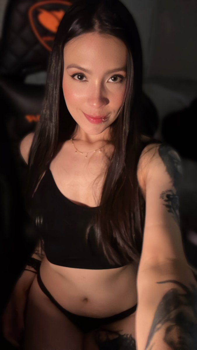 Nessav91's tweet photo. 6 weeks for 34yo
๐ค feeling better than ever
#inkedgirls #blackink
#tattooedpeople #tattoedgirls #black #magick #bloodmoon #moonwitch #moonmagick #darknessdrawn #witchcraft #invocation #femaleenergy #occult #pagan #paganism #divinefeminine https://t.co/GRXNuOZEA0