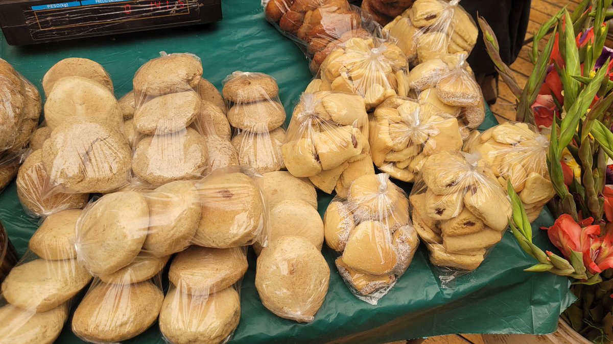 pschiloemanuel's tweet photo. Productos frescos en nuestras  ferias en chiloé de nuestras campesinas.... lo mejor !!!! https://t.co/OMzkCHr8vf