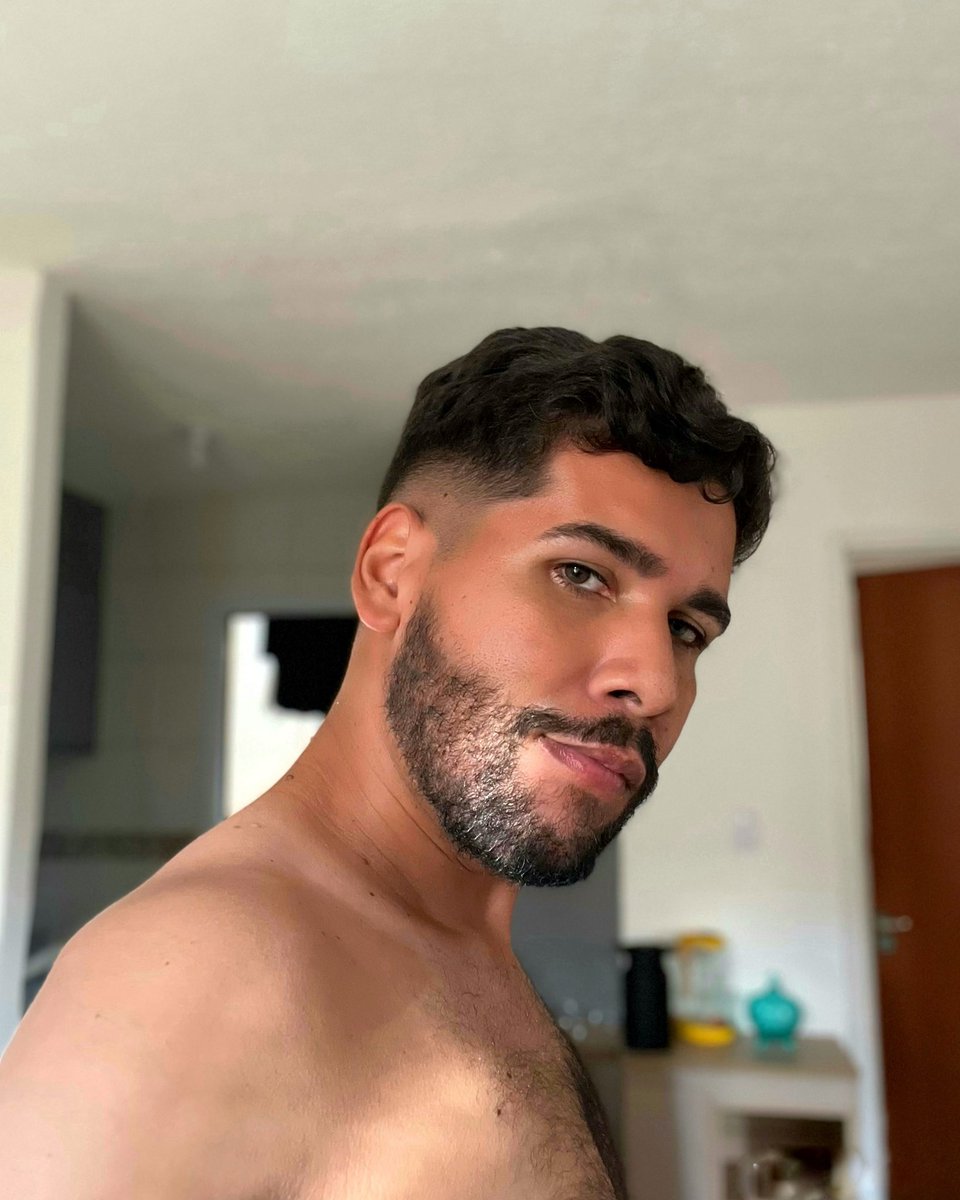 psou0363's tweet photo. Pq tá quente 🥵 https://t.co/sRQNdqMnQk